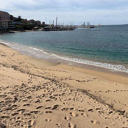 Fronte Di Mare Apartment โพรพริอาโน ภายนอก รูปภาพ